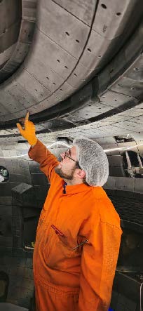 An engineer inspects the Langmuir probes
in the new Shape and Volume Rise Divertor