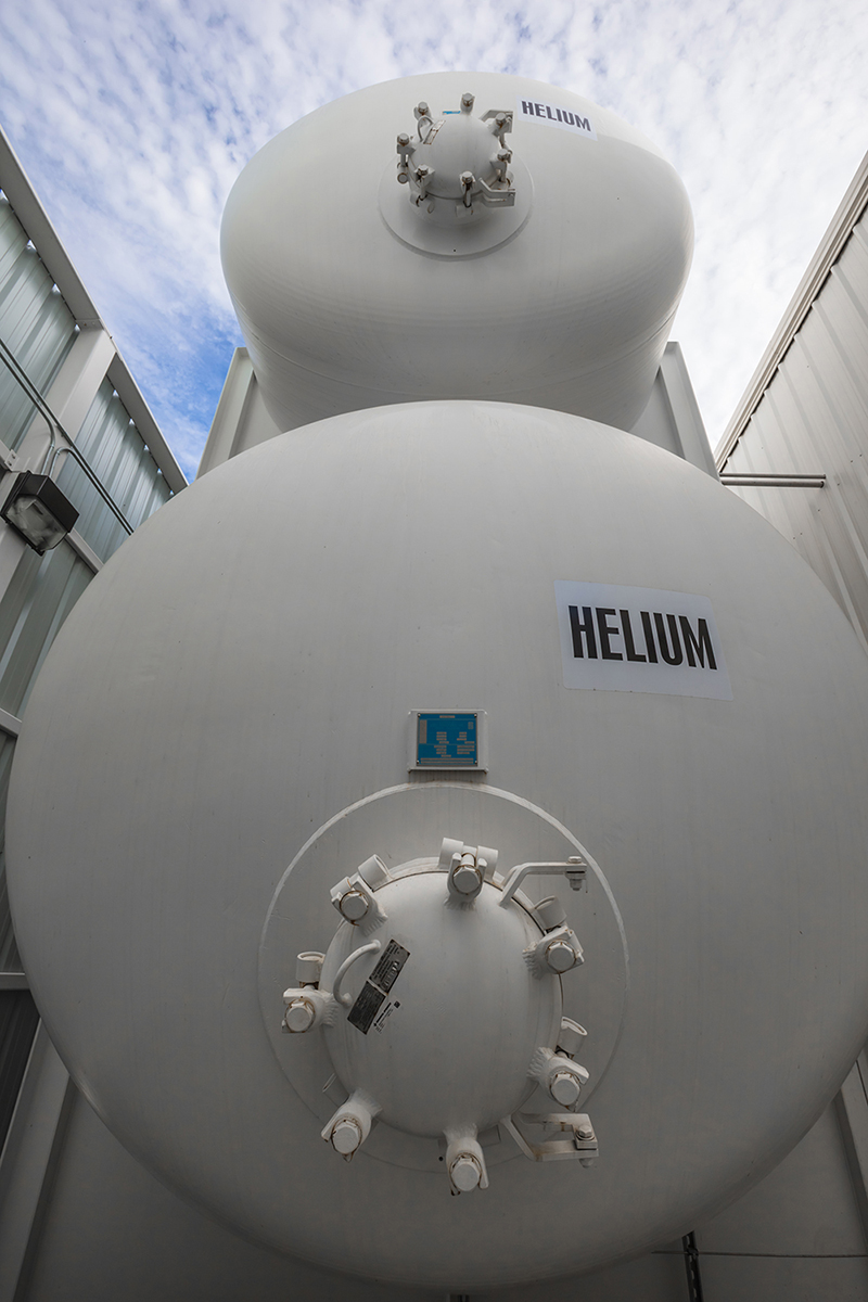 Helium gas storage tanks for final test